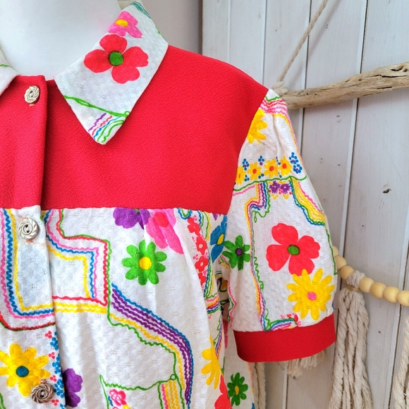 VINTAGE 70's FLORAL CANADIAN MADE BUTTON UP FLORAL SHORT SLEEVE, small - Picture 2 of 11